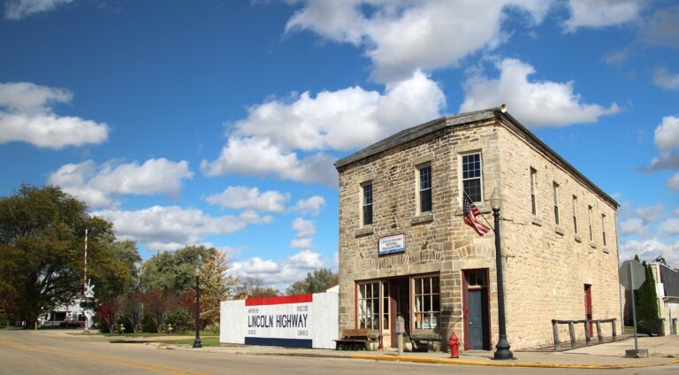 H.I. Lincoln Store