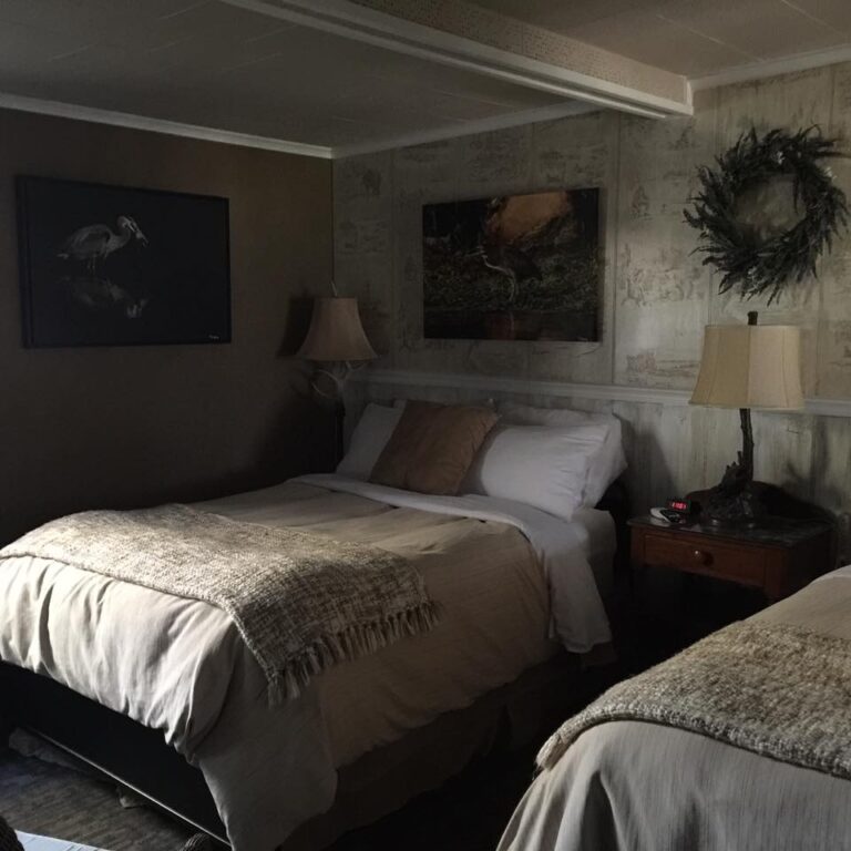 Blackhawk’s Trail Lodge
