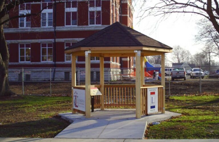 Oregon Lincoln Highway Interpretive Gazebo
