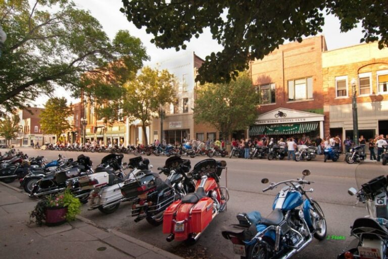 Two Wheel Inn