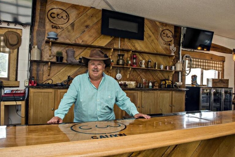 Chuck Wagon Saloon