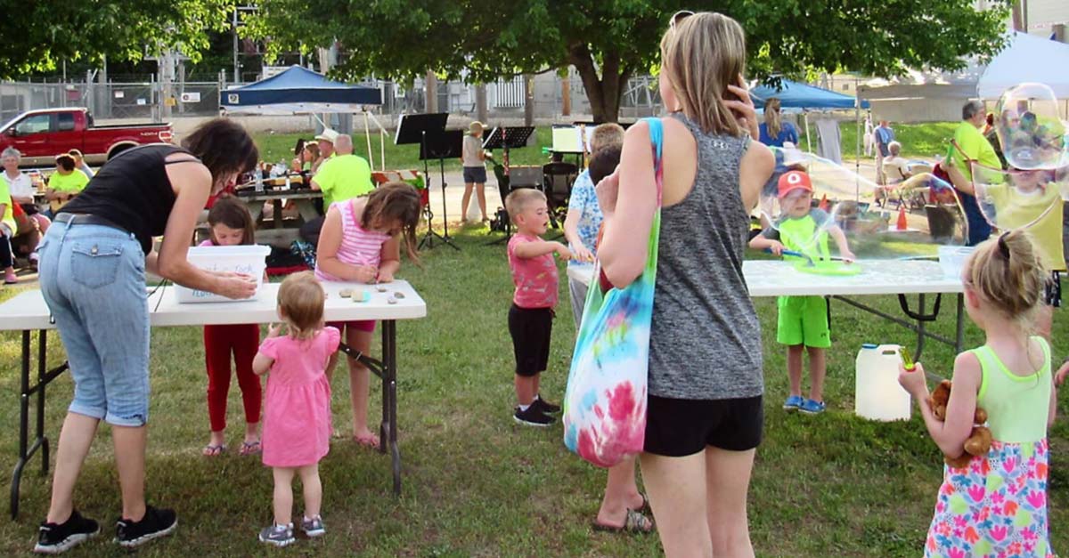 bwcvb BLOG RE farmersmarket kids