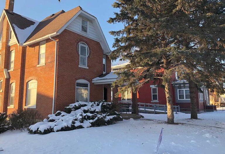 East Haven Guest House | Savanna
